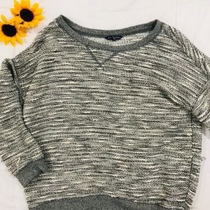 Comfortable white and gray American Eagle sweater